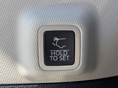 Used 2022 Jeep Grand Cherokee Limited 4xe image 15