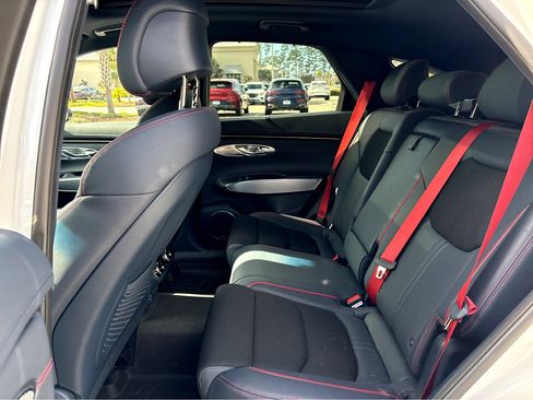 Used 2023 Genesis GV70 2.5T w/ Sport Prestige Package image 26