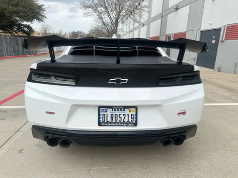 Used 2018 Chevrolet Camaro SS image 13
