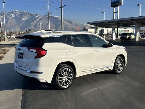 Used 2024 GMC Terrain Denali image 30