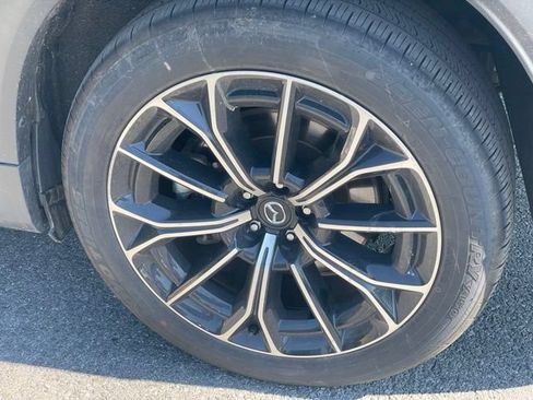 Certified 2025 MAZDA CX-70 Plug-In Hybrid w/ Premium Plus AWD/4WD image 34