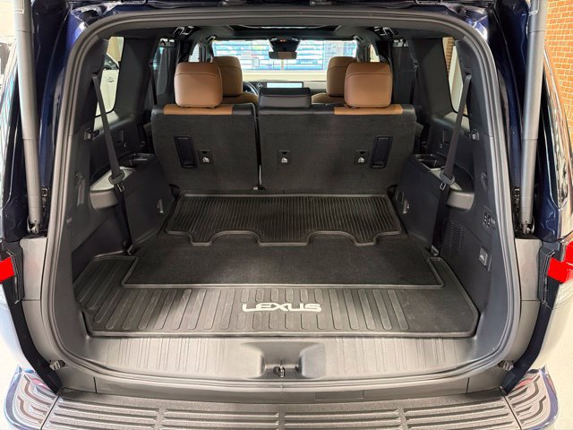 Used 2024 Lexus GX 550 w/ Accessory Package (Z1) AWD/4WD image 33