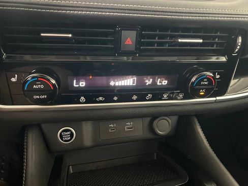 Certified 2023 Nissan Rogue SL AWD/4WD image 54