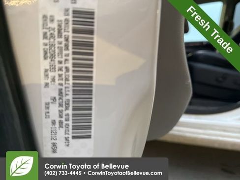 Used 2013 Chrysler Town & Country Touring image 12