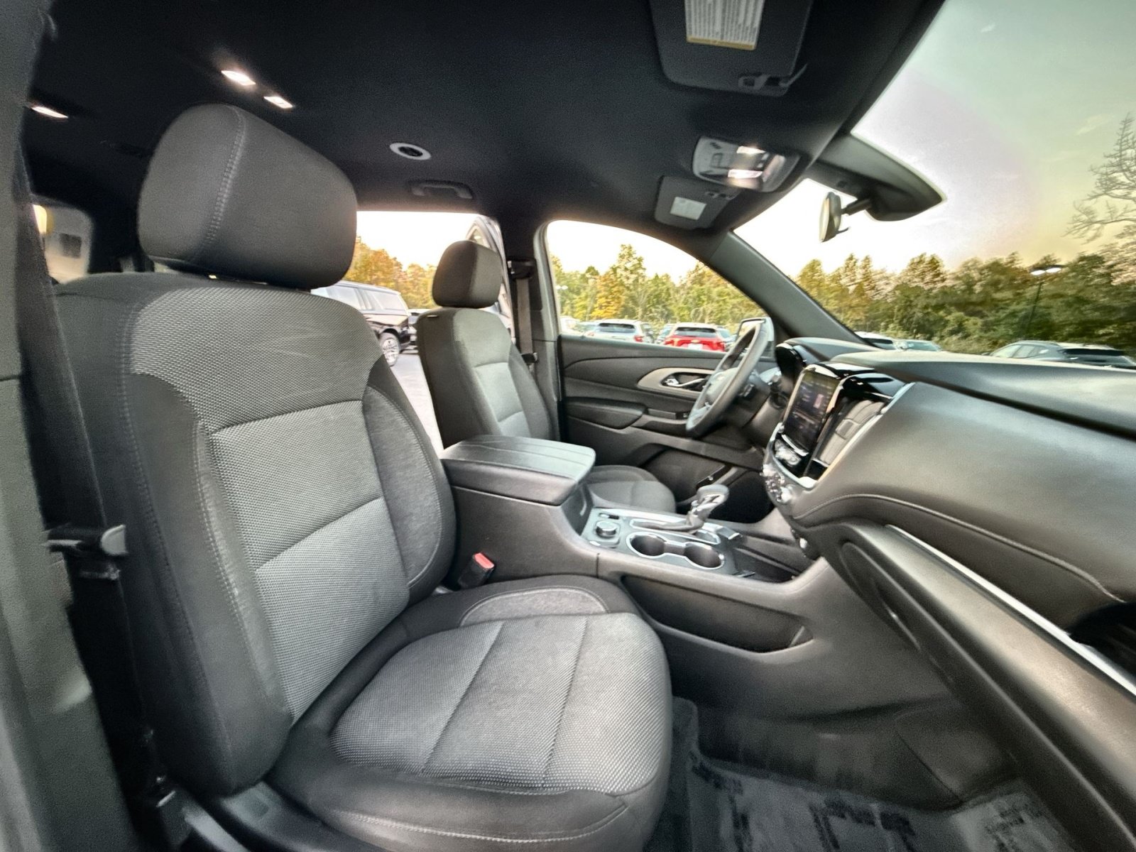Used 2023 Chevrolet Traverse LT w/ LPO, Floor Liner Package AWD/4WD image 28