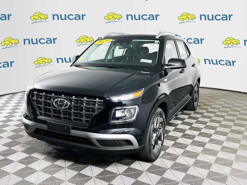 Certified 2023 Hyundai Venue SEL w/ Cargo Package FWD image 3