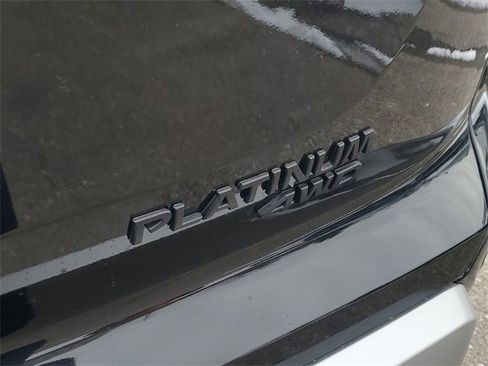 Used 2023 Nissan Pathfinder SL image 8