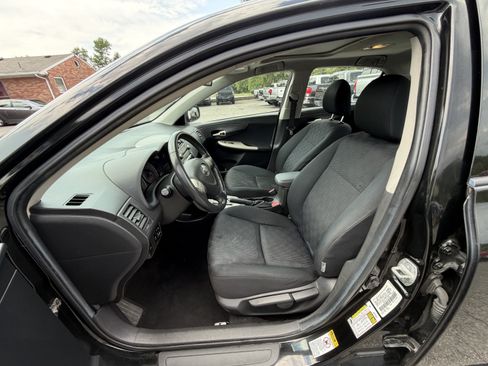 Used 2010 Toyota Corolla S FWD image 12