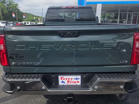 New 2026 Chevrolet Silverado 3500 LTZ w/ LTZ Convenience Package AWD/4WD image 7