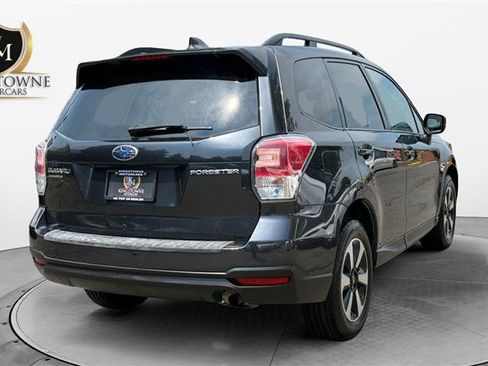 Used 2018 Subaru Forester 2.5i Premium AWD/4WD image 5