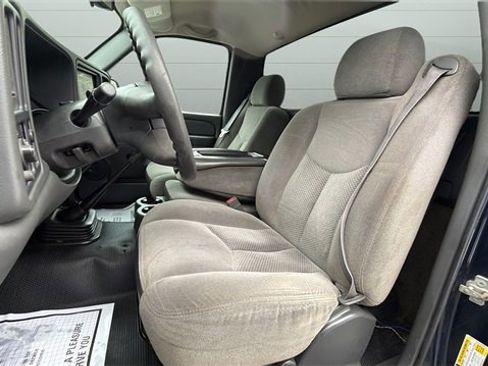 Used 2007 Chevrolet Silverado 1500 W/T image 9