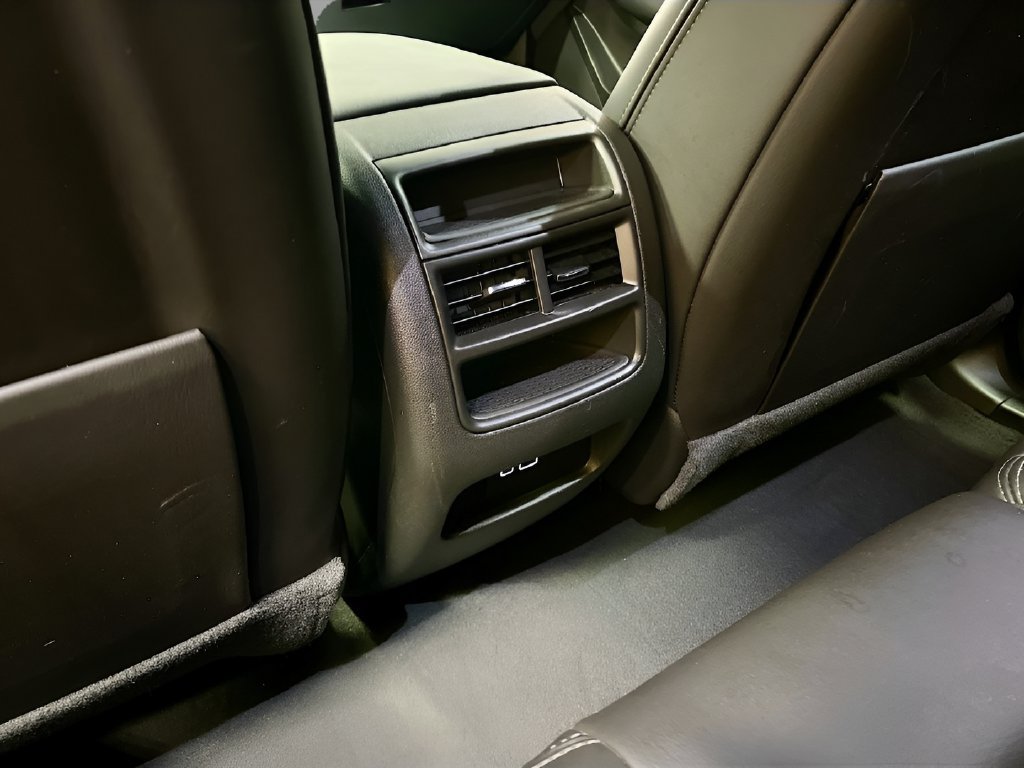 Used 2024 Cadillac XT5 Premium Luxury AWD/4WD image 27