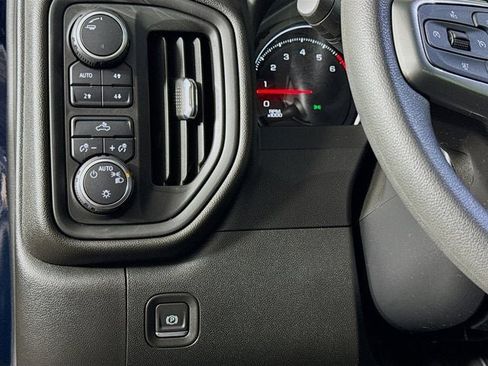 Used 2021 Chevrolet Silverado 1500 Custom Trail Boss w/ Safety Confidence Package image 10