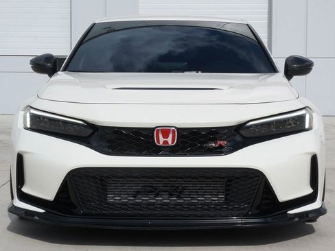 Used 2024 Honda Civic Type R image 4