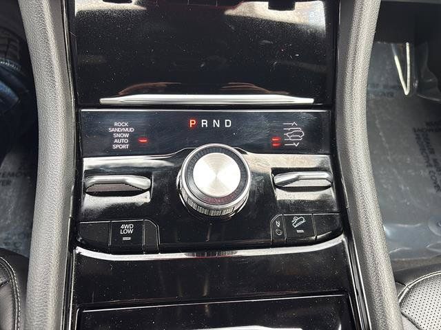 Used 2023 Jeep Grand Cherokee L Overland AWD/4WD image 28
