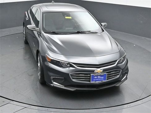 Used 2018 Chevrolet Malibu Premier w/ Premier Sun and Wheel Package image 42