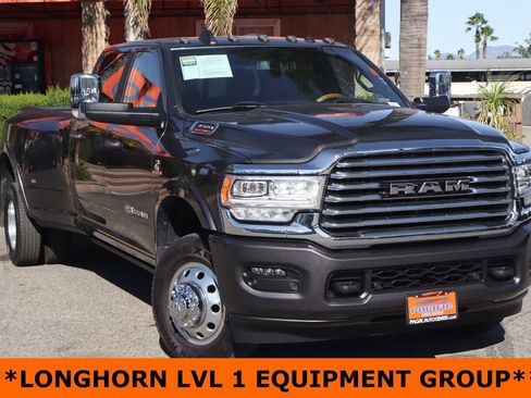Used 2022 RAM 3500 Limited image 2