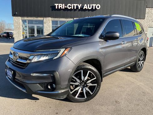 Used 2020 Honda Pilot Touring image 1