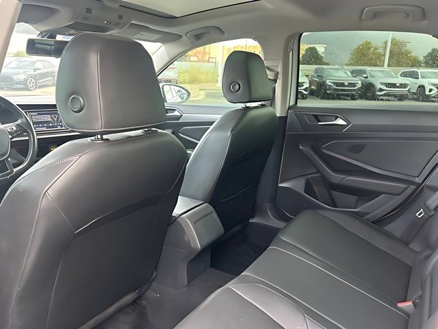 Used 2020 Volkswagen Jetta SE FWD image 16