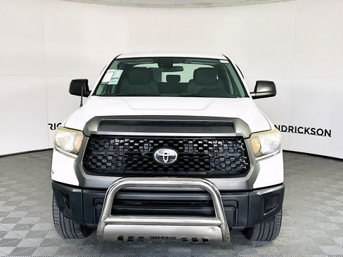 Used 2018 Toyota Tundra SR5 image 8