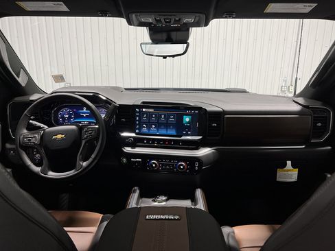 New 2025 Chevrolet Silverado 2500 High Country w/ High Country Premium Package image 19