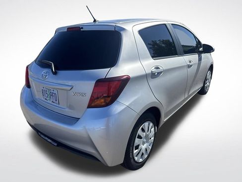 Used 2016 Toyota Yaris L FWD image 7
