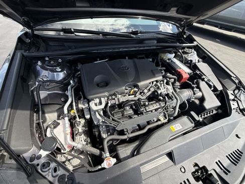 Used 2024 Toyota Camry SE image 26