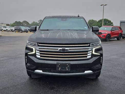 Used 2024 Chevrolet Tahoe High Country RWD image 9