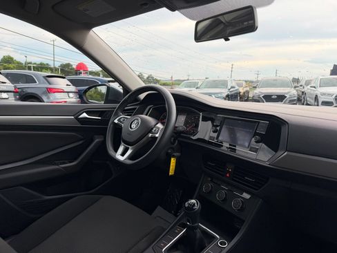 Used 2019 Volkswagen Jetta S w/ Driver Assistance Package FWD image 23