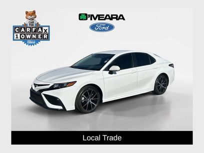 Used 2021 Toyota Camry SE w/ Carpet Mat Package (TMS)
