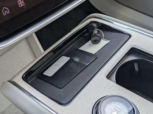 Certified 2025 Volvo EX90 Ultra AWD/4WD image 47