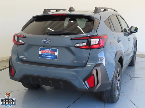 Used 2024 Subaru Crosstrek 2.0i Premium AWD/4WD image 3