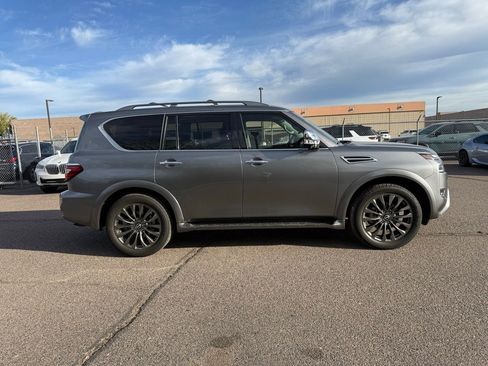 Used 2024 Nissan Armada Platinum w/ Captain's Chairs Package image 2