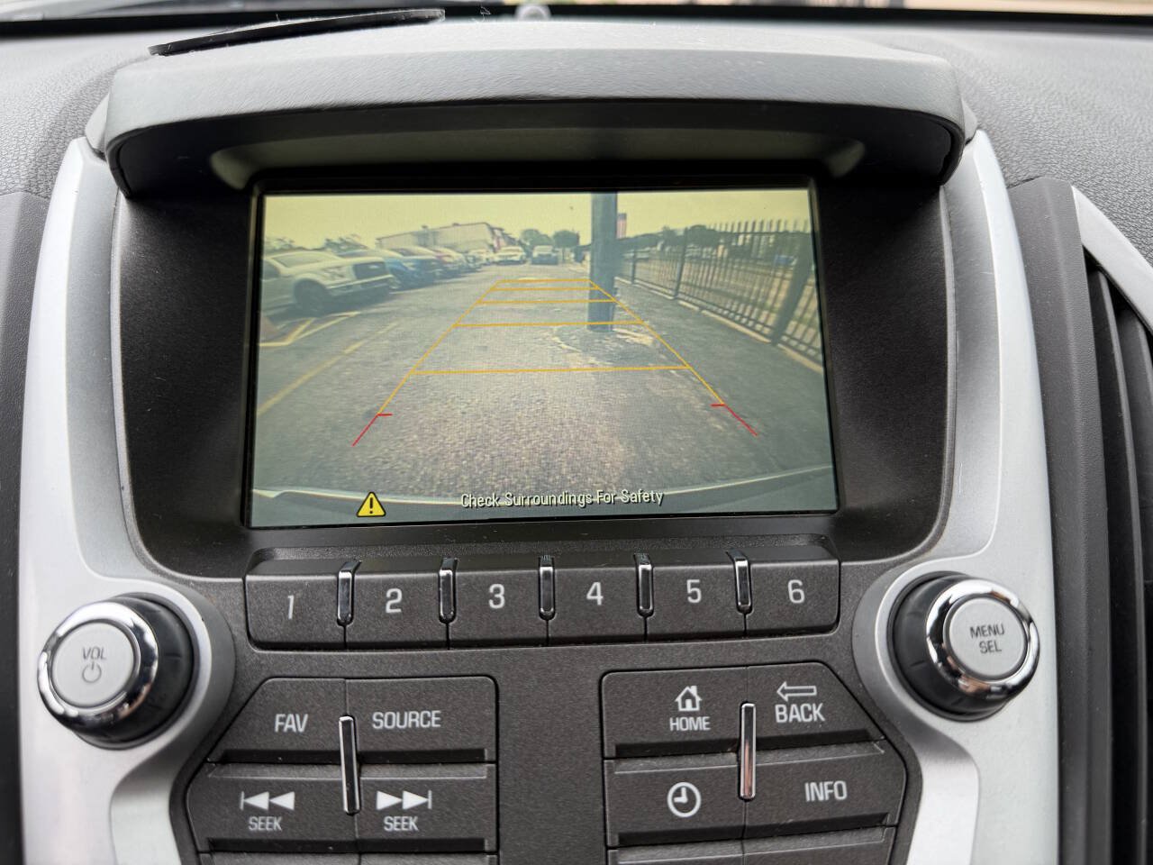 Used 2017 GMC Terrain SLE FWD image 17