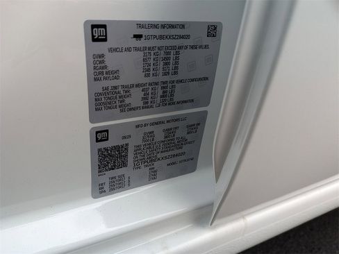 New 2025 GMC Sierra 1500 SLE w/ Preferred Package image 23