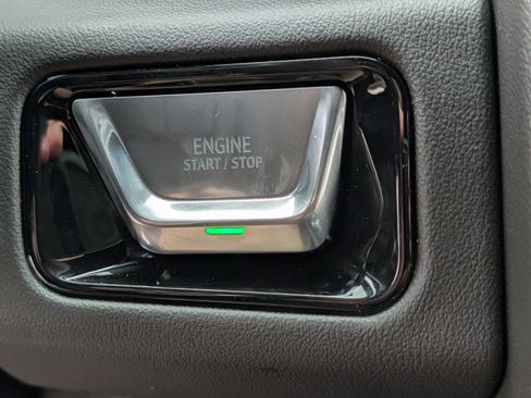 New 2026 GMC Yukon Elevation image 8