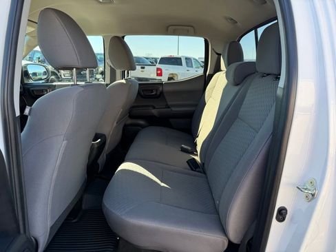 Used 2020 Toyota Tacoma SR image 9
