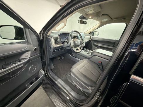 Used 2024 Ford Expedition Max XLT RWD image 10