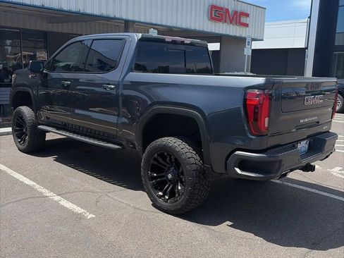 Used 2022 GMC Sierra 1500 AT4 w/ AT4 Premium Package AWD/4WD image 4