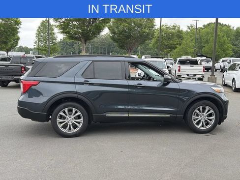 Used 2023 Ford Explorer XLT w/ Equipment Group 202A AWD/4WD image 14