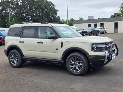 New 2025 Ford Bronco Sport Big Bend image 2