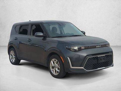 Used 2024 Kia Soul LX w/ Option Group 015 image 3