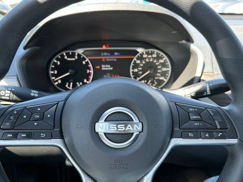 Used 2024 Nissan Altima 2.5 SV FWD image 23