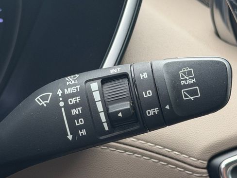 Used 2020 Hyundai Santa Fe SEL w/ Convenience + Premium Package FWD image 34