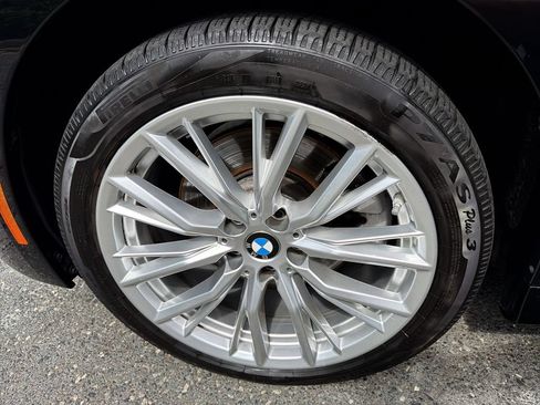 Used 2023 BMW 330i xDrive Sedan w/ Convenience Package AWD/4WD image 16