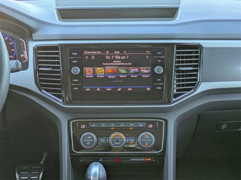 Used 2021 Volkswagen Atlas SEL R-Line image 16