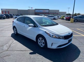 Used 2017 Kia Forte LX video 1