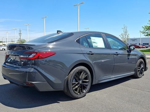 New 2026 Toyota Camry SE AWD/4WD image 6
