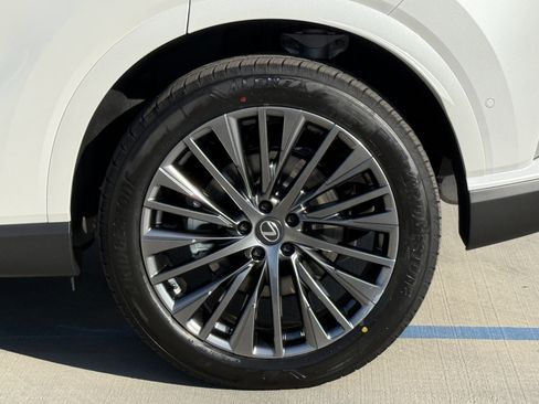New 2026 Lexus RX 450h AWD image 15