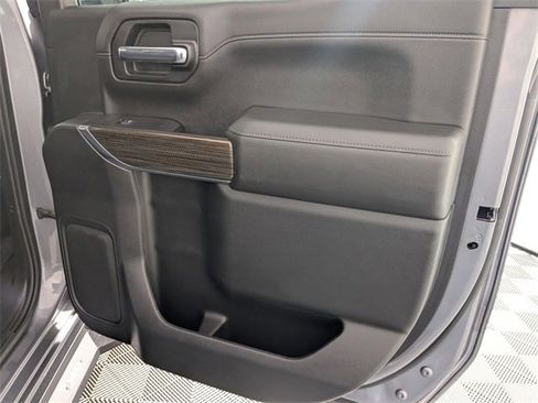 Used 2020 Chevrolet Silverado 1500 LT Trail Boss image 31